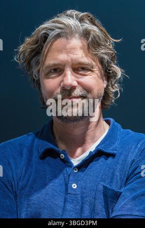 Turin, Italien. Mai 2025. Der niederländische Schriftsteller Yorick Goldewijk ist Gast der Buchmesse in Turin 2025 Stockfoto