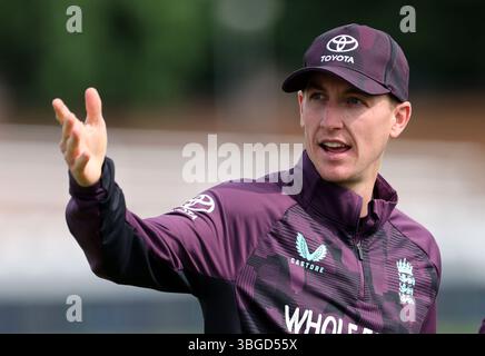 England Kapitän Harry Brook während einer Netzsitzung am Seat Unique Riverside, Chester-le-Street. Bilddatum: Donnerstag, 5. Juni 2025. Stockfoto