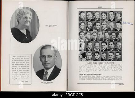 Das Jahrbuch „YE Crucible“ der East High School 1937 dokumentiert das akademische und außerschulische Leben der Schule. Die Schule befindet sich an der 1500 E. Broad Street in Columbus, Ohio und ist seit ihrer Gründung im Jahr 1922 Teil des Columbus City Schools-Systems. Das Gebäude wurde renoviert und im Dezember 2008 wiedereröffnet. Stockfoto