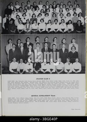 Das „Memory Book“ Jahrbuch von 1953 dokumentiert die Geschichte der North High School von ihrer Gründung im Jahr 1893 mit dem Direktor Charles D. Everett bis zu ihrem Umzug im Jahr 1924. Die erste Schule, ein Gebäude im romanischen Stil, das von Frank L. Packard entworfen wurde, wurde durch ein modernes Gebäude an der Arcadia Avenue ersetzt. Nachdem sie 1979 aufgrund der rückläufigen Einschreibung geschlossen wurde, wurde sie 2012 als Columbus International High School wieder eröffnet. Stockfoto
