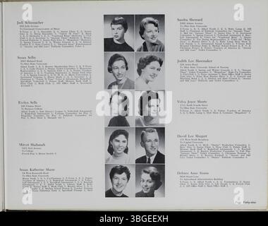 Diese Seite aus dem Jahrbuch „Memory Book“ von 1957 für die North High School beschreibt das originale, von Frank L. Packard entworfene Schulgebäude im romanischen Revival, das zwischen 1892-93 an der 100 West 4th Avenue gebaut wurde. Das Gebäude wurde 1924 durch ein neues Gebäude an der East Arcadia Avenue ersetzt, das Teil des Columbus Public School District war und später nach ihrer Schließung 1979 in die Columbus International High School umbenannt wurde. Stockfoto