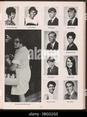 Das Jahrbuch 1969 mit dem Titel Panther repräsentiert die Linden McKinley High School. Die Schule ist Teil der Columbus City Schools in Ohio. Stockfoto