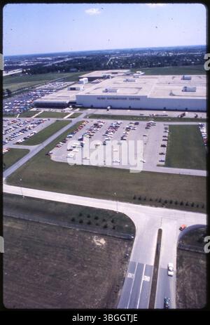 Ein Blick aus der Vogelperspektive südlich des Sears Distribution Center, das sich an der Fisher Road 4545 in Columbus, Ohio, befindet. Das Zentrum wurde 1972 eröffnet und war bis 1993 in Betrieb, wo es den Vertrieb für Sears handelte. Stockfoto