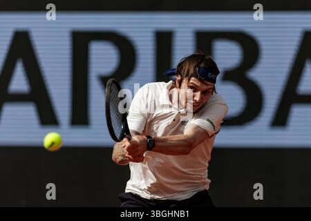 Paris, Frankreich. Juni 2025. Alexander Bublik (KAZ) während des Roland Garros 2025. Quelle: Corleve/Alamy Live News Stockfoto