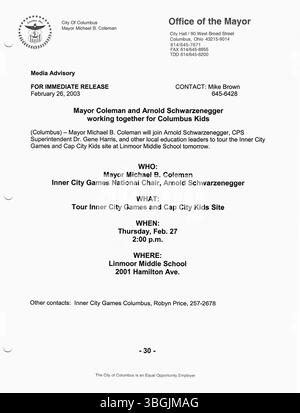 Diese Sammlung enthält Pressemitteilungen aus dem Büro von Bürgermeister Michael B. Coleman aus dem Jahr 2003. Coleman, der 52. Bürgermeister von Columbus, Ohio, war der erste afroamerikanische Bürgermeister in der Geschichte der Stadt. Er hatte sein Amt vom 1. Januar 2000 bis zum 1. Januar 2016 inne und war für seine Führung in der Stadt bekannt. Coleman war zuvor Mitglied des Stadtrates von Columbus, wo er von 1997 bis 1999 Präsident war. Stockfoto