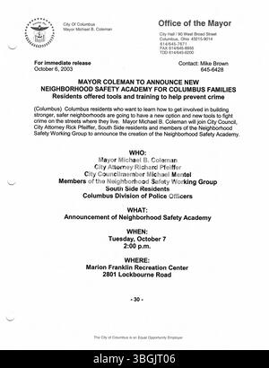 In dieser Pressemitteilung von 2003 werden wichtige Ankündigungen aus dem Büro von Bürgermeister Michael Coleman vorgestellt, in denen die Führungsinitiativen und politischen Engagements des Bürgermeisters in Columbus, Ohio, beschrieben werden. Stockfoto