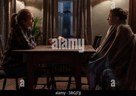 Echo Valley Julianne Moore Und Sydney Sweeney Stockfoto