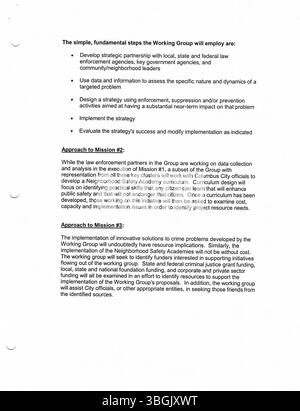 Diese Pressemitteilung aus dem Büro von Bürgermeister Michael Coleman aus dem Jahr 2003 beschreibt seine Handlungen und seine politische Führung. Coleman war von 2000 bis 2016 Bürgermeister, wurde der erste afroamerikanische Bürgermeister von Columbus und wurde für vier Amtsperioden wiedergewählt. Stockfoto