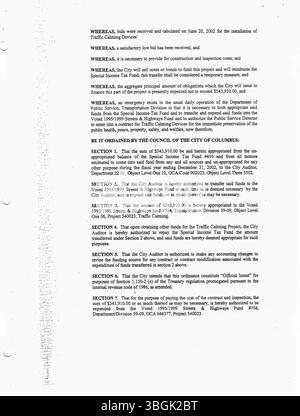 Diese Pressemitteilung aus dem Büro von Bürgermeister Michael B. Coleman aus dem Jahr 2002 zeigt seine Arbeit als 52. Bürgermeister von Columbus, Ohio. Coleman, der von 2000 bis 2016 vier Amtszeiten innehatte, war der erste afroamerikanische Bürgermeister in der Geschichte der Stadt. Seine Amtszeit umfasste bedeutende politische Führung und Initiativen in der Stadtverwaltung. Stockfoto