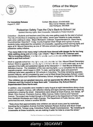 Diese Sammlung enthält Pressemitteilungen aus dem Büro von Bürgermeister Michael Coleman im Jahr 2006. Coleman war von 2000 bis 2016 52. Bürgermeister von Columbus, Ohio, und war der erste afroamerikanische Bürgermeister der Stadt. Vor seiner Bürgermeisterrolle war er Mitglied des Stadtrates von Columbus. Coleman war der am längsten dienende Bürgermeister in der Geschichte von Columbus, der 15 Jahre lang sein Amt innehatte. Er war Mitglied der Demokratischen Partei. Stockfoto