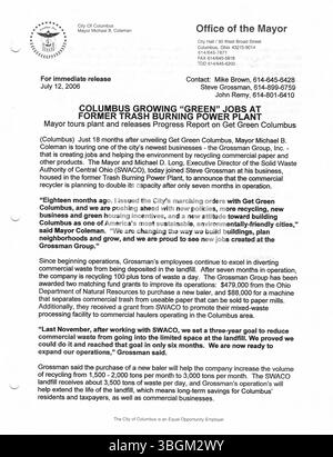 Diese Pressemitteilung von 2006, die vom Büro von Bürgermeister Michael Coleman produziert wurde, unterstreicht seine Amtszeit als erster afroamerikanischer Bürgermeister von Columbus, Ohio. Von 2000 bis 2016 bekleidete er vier Amtsperioden und wurde der am längsten dienende Bürgermeister in der Geschichte der Stadt. Stockfoto
