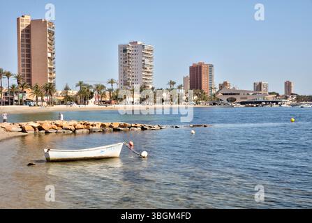 Playa de Colon, Strand, Architektur, Santiago de Ribera, Mar Menor, autonome Region Murcia, Spanien, Stockfoto