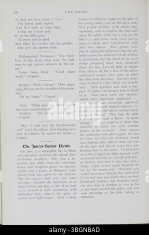The Optic, Volume 1, Number 1, Jahrbuch der South High School, 1907–1908, dokumentiert die Geschichte der Schule, beschreibt deren Standorte und die Führung von C.S. Barrett. Das Jahrbuch beschreibt auch die Wiedereröffnung des Ann Street-Gebäudes nach Renovierungsarbeiten im Jahr 2009. Stockfoto