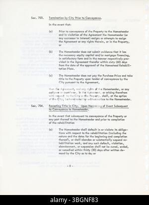 Das Columbus Urban Homestead Program von 1975, das sich auf leerstehende und verschlechterte Grundstücke richtete, zielte darauf ab, die urbane Verseuchung in Stadtvierteln durch private Investitionen und staatliche Anreize zu bekämpfen, insbesondere für HUD-Grundstücke. Stockfoto
