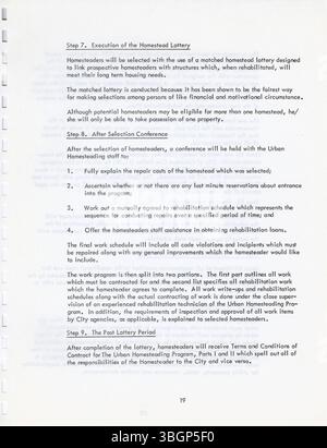Dieses Columbus Urban Homestead Program von 1975 schlägt vor, wirtschaftlich benachteiligte Viertel durch die Sanierung leerer und verlassener Häuser im Besitz von HUD durch finanzielle Anreize und Reinvestitionen in die Gemeinden wiederzubeleben. Stockfoto