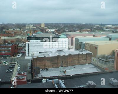 Luftaufnahmen vom 16. Dezember 2012 aus dem 11. Stock des Hilton Columbus Downtown, die den Short North, das Hampton Inn & Suites und das Greater Columbus Convention Center zeigen. Das Smith Brothers Hardware Building ist in der Ferne sichtbar. Stockfoto