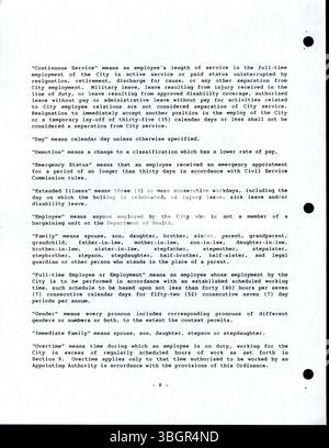 Die Verordnung Nr. 790-87 von 1989 definiert Gehälter und Lohnsätze sowie die Arbeitsbedingungen für Verwaltungs-, Berufs-, Aufsichts- und vertrauliche Mitarbeiter von Columbus, Ohio. Ausgeschlossen sind uniformierte Mitarbeiter in den Abteilungen Feuerwehr und Polizei sowie Personal des Gesundheitsministeriums. Die Verordnung erklärt einen Notfall, um sofortige Wirkung zu ermöglichen. Stockfoto