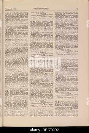 Das Columbus City Bulletin 1972 enthält offizielle Verfahren des stadtrates, verabschiedete Verordnungen, Ausschreibungen, Updates des öffentlichen Dienstes, Vorschläge, und Berichte über Kaufaktivitäten, die alle vom Stadtschreiber beaufsichtigt werden. Stockfoto