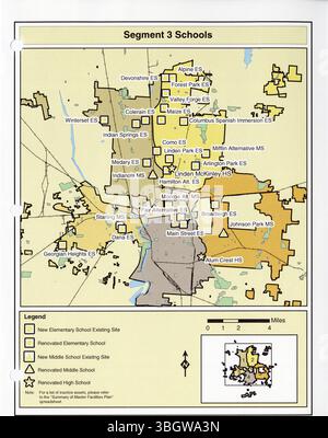 Die Zusammenfassung 2002 beschreibt den District-weiten Plan der Columbus Public Schools zur Bewertung und Revitalisierung von Bildungseinrichtungen, mit dem Ziel, die zukünftigen Bildungstrends zu berücksichtigen. Stockfoto