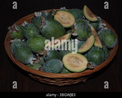Feijoaa sellowiana Früchte Stockfoto