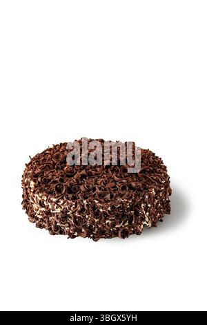 Genießen Sie unseren dekadenten Schokoladenkuchen, der wunderschön mit geschliffener Schokolade für Feiern dekoriert ist Stockfoto