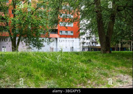 Sozialwohnungen in der Peterbos Borrow in Anderlecht, Brüssel, Belgien, 5. Juni 2025 Stockfoto