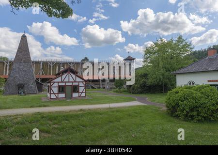 1000 Jahre Salzproduktion in Bad Sooden, Allendorf, Stadtgeschichte, historisches Wahrzeichen Graduiertenhaus von 1638, Holzkessel Stockfoto
