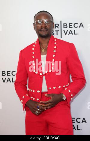NEW YORK, NEW YORK – JUNI 05: Michael Oloyede nimmt 2025 am 5. JUNI 2025 am SVA Theater in New York City an der Premiere von „Lemonade Blessing“ Teil. Die Veranstaltung brachte Filmemacher, Schauspieler und Festivalbesucher zusammen, um das Debüt des aufbauenden Indie-Dramas zu feiern, das sich mit Themen wie Widerstandsfähigkeit und Familie befasst. (Foto: Giada Papini Rampelotto/EuropaNewswire/SIPA USA). Stockfoto