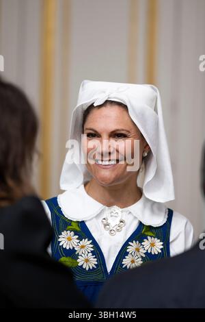 Stockholm, Schweden. Juni 2025. STOCKHOLM, SCHWEDEN 20250606Kronprinzessin Victoria empfängt Gäste bei einem Empfang zum Nationalfeiertag im Stockholmer Palast im Zusammenhang mit dem schwedischen Nationalfeiertag am 6. Juni. Foto: Pontus Lundahl/TT/Code 10050 Credit: TT News Agency/Alamy Live News Stockfoto