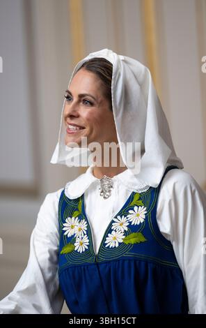 Stockholm, Schweden. Juni 2025. STOCKHOLM, SCHWEDEN 20250606Prinzessin Madeleine empfängt Gäste bei einem Empfang zum Nationalfeiertag im Stockholmer Palast im Zusammenhang mit dem schwedischen Nationalfeiertag am 6. Juni. Foto: Pontus Lundahl/TT/Code 10050 Credit: TT News Agency/Alamy Live News Stockfoto