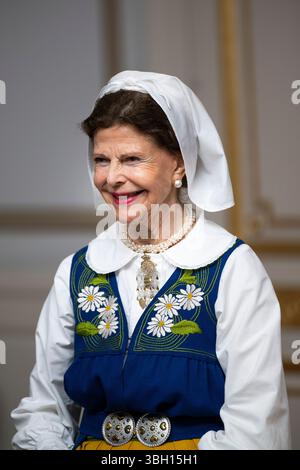 Stockholm, Schweden. Juni 2025. STOCKHOLM, SCHWEDEN 20250606Königin Silvia empfängt Gäste bei einem Empfang zum Nationalfeiertag im Stockholmer Palast im Zusammenhang mit dem schwedischen Nationalfeiertag am 6. Juni. Foto: Pontus Lundahl/TT/Code 10050 Credit: TT News Agency/Alamy Live News Stockfoto