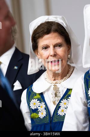 Stockholm, Schweden. Juni 2025. STOCKHOLM, SCHWEDEN 20250606Königin Silvia empfängt Gäste bei einem Empfang zum Nationalfeiertag im Stockholmer Palast im Zusammenhang mit dem schwedischen Nationalfeiertag am 6. Juni. Foto: Pontus Lundahl/TT/Code 10050 Credit: TT News Agency/Alamy Live News Stockfoto