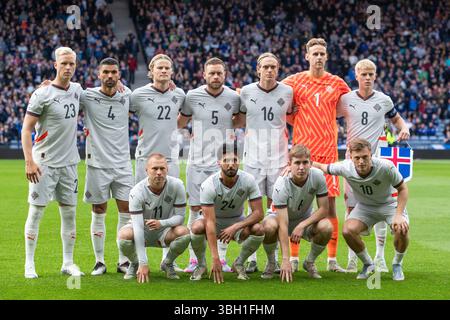 Juni 2025. Glasgow, Großbritannien. Schottland spielte Island in einem internationalen Freundschaftsspiel im schottischen Nationalstadion Hampden Park in Glasgow. Das Endresultat war Schottland 1:3, Island Image der isländischen Startermannschaft. Quelle: Findlay / Alamy Live News Stockfoto
