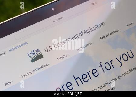 Die Homepage des US-Landwirtschaftsministeriums (USDA) ist auf dem Bildschirm eines Computers zu sehen. Stockfoto