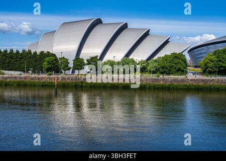 SEC Armadillo und OVO Hydro, Teil des Scottish Event Campus, am Fluss Clyde in Glasgow, Schottland, Großbritannien Stockfoto