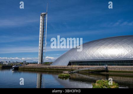 Glasgow Science Centre und Glasgow Science Centre Tower am Pacific Quay in Glasgow, Schottland, Großbritannien Stockfoto