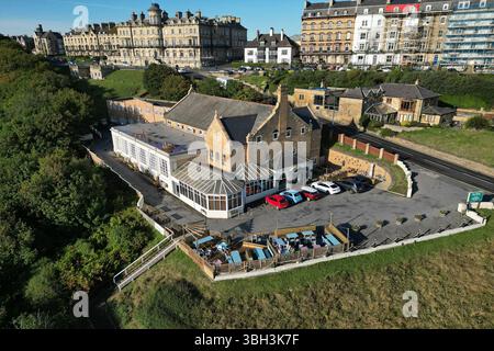 Blick aus der Vogelperspektive auf das Spa Hotel, Saltburn by the Sea British Seaside Resort, North Yorkshire Stockfoto