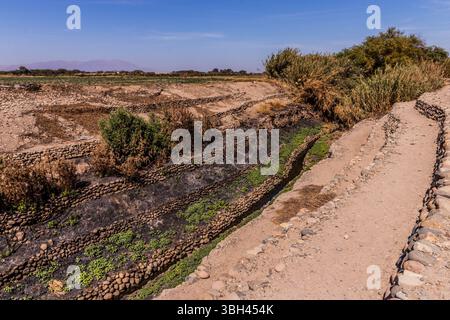Ocongalla Aquädukt in der Nähe von Nazca, Peru Stockfoto