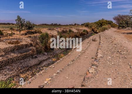 Ocongalla Aquädukt in der Nähe von Nazca, Peru Stockfoto