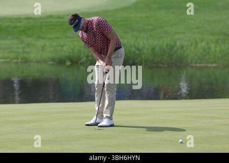 Caledon, Ontario, Kanada. Juni 2025. Beau Hossler ist in der dritten Runde der RBC Canadian Open im TPC Toronto im Osprey Valley in Caledon, Ontario, Kanada, auf dem 18. Loch-Grün. Daniel Lea/CSM/Alamy Live News Stockfoto