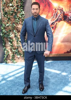 MIRACLE MILE, LOS ANGELES, KALIFORNIEN, USA - JUNI 07: Der schottische Schauspieler und Produzent Gerard Butler kommt am 7. Juni 2025 zur Premiere von Universal Pictures und DreamWorks Animation's „How to Train Your Dragon“ im David Geffen Theater im Academy Museum of Motion Pictures in Miracle Mile, Los Angeles, Kalifornien, USA. (Foto: Xavier Collin/Image Press Agency) Stockfoto