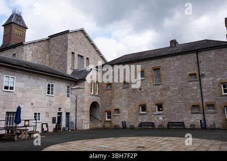 Ruthin Gaol aus dem Jahr 1775 mit Block im Pentonville-Stil wurde 1867 geschlossen als Gefängnis 1916 Clwyd Street Denbighshire North Wales Stockfoto