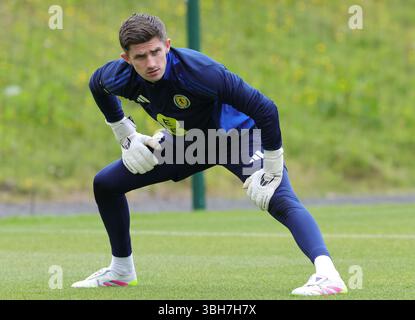 Schottischer Torhüter Ross Doohan während eines Trainings in Lesser Hampden, Glasgow. Bilddatum: Sonntag, 8. Juni 2025. Stockfoto