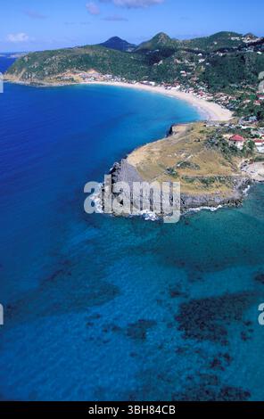 FRANZÖSISCH-WESTINDIEN. SAINT BARTHELEMY ISLAND. ANSE GRANDE SALINE LUFTAUFNAHME Stockfoto