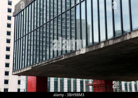 Sao Paulo, Brasilien - 10. Mai 2015 - MASP, Kunstmuseum von Sao Paulo, auf portugiesisch: Museu de Arte de Sao Paulo, Avenue Paulista, Stadtzentrum von Sao Paulo, B Stockfoto