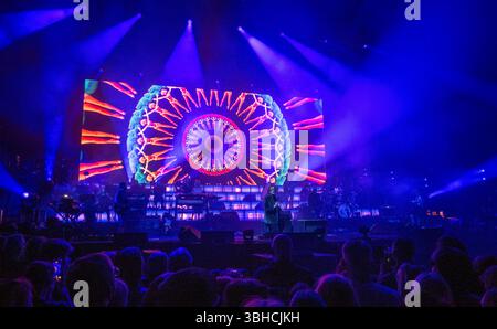 OVO Hydro, Glasgow. Sheffield-Band Pulp, vorgeführt von Jarvis Cocker, gründet das UK. Juni 2025. Tour von „More“ im Glasgow OVO Hydro, mit einer Mischung aus klassischen Hits und neuem Material. PIC Credit: phil wilkinson/Alamy Live News Stockfoto