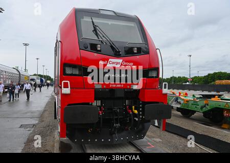 Messe München. Die Transportlogistik ist die weltweit größte Fachmesse für Logistik, Mobilität, IT und Supply Chain Management. Foto: Stadler Lok bzw Lokomotive der Rail Cargo Group, Mitglied der ÖBB, Österreichische Bundesbahnen *** die Messe München Transport Logistic ist die weltweit größte Fachmesse für Logistik, Mobilität, IT und Supply Chain Management Foto Stadler Lokomotive der Rail Cargo Group, Mitglied der ÖBB, Österreichische Bundesbahnen Stockfoto