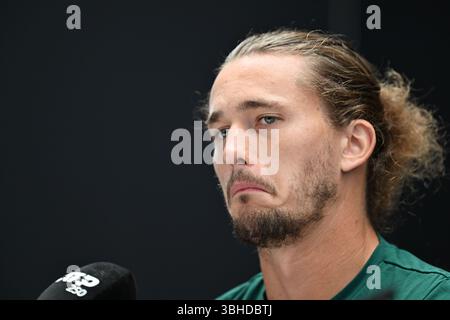 Stuttgart, Deutschland. Juni 2025. Tennis: ATP Tour - Stuttgart. Alexander Zverev (Deutschland) nimmt an einer Pressekonferenz Teil. Quelle: Marijan Murat/dpa/Alamy Live News Stockfoto