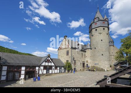 Innenhof von Schloss Altena, Altena, Sauerland, Westfalen, Nordrhein-Westfalen, Deutschland, Europa Stockfoto