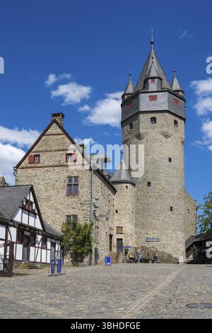 Innenhof von Schloss Altena, Altena, Sauerland, Westfalen, Nordrhein-Westfalen, Deutschland, Europa Stockfoto